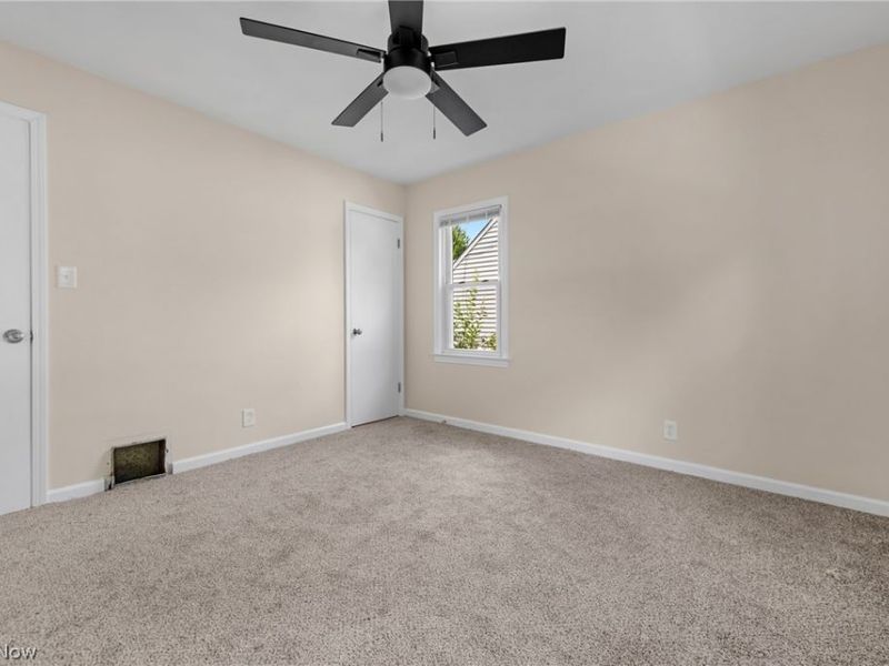 16189 Hummel Road, Brook Park, OH 44142 Photo 13
