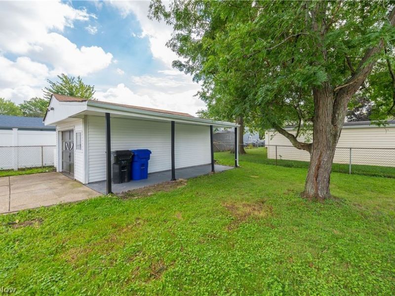 16189 Hummel Road, Brook Park, OH 44142 Photo 27