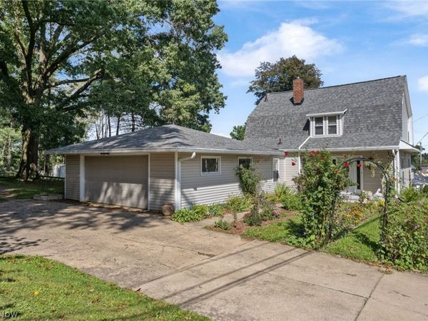 3735 Harrison Avenue NW, Canton, OH 44709