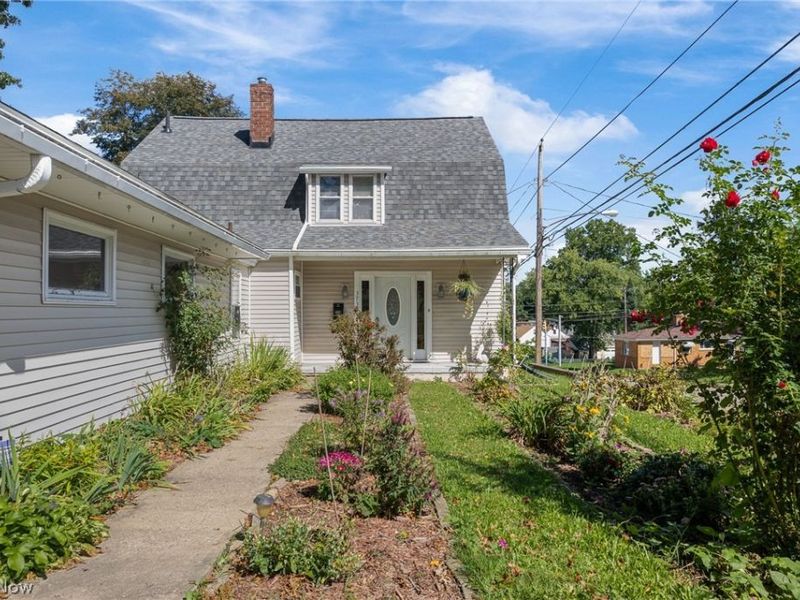 3735 Harrison Avenue NW, Canton, OH 44709 Photo 4
