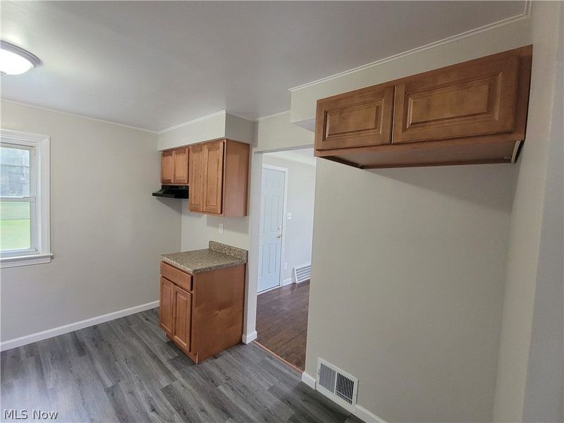 851 E 232nd Street, Euclid, OH 44123 Photo 10