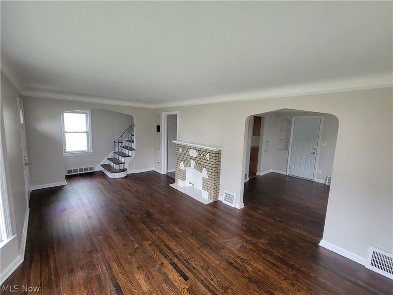 851 E 232nd Street, Euclid, OH 44123 Photo 4