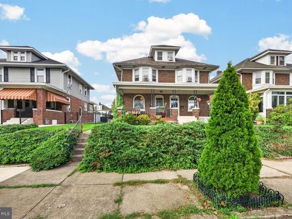 2221 FAIRVIEW, EASTON, PA 18042