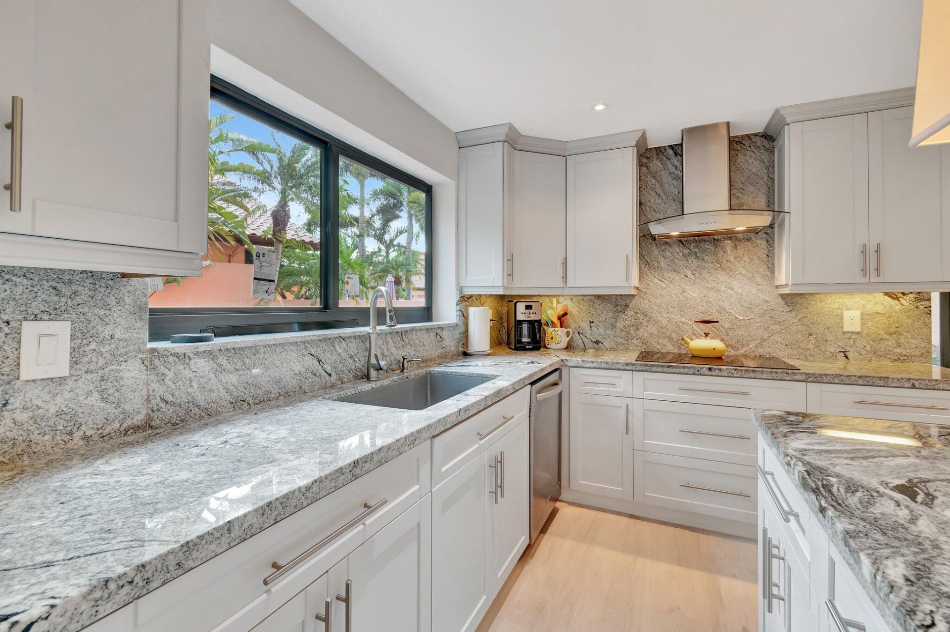 6427 Via Rosa, Boca Raton, FL 33433 Photo
