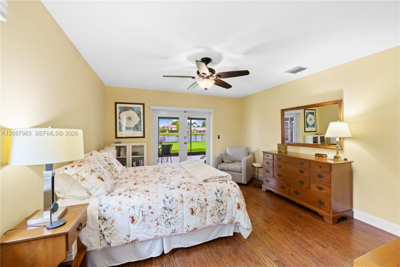6581 Falconsgate Ave, Davie, FL 33331 Photo