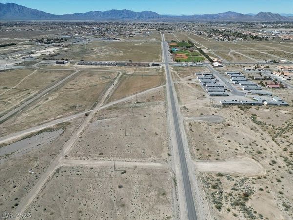 2690 E Eastwind Street, Pahrump, NV 89048