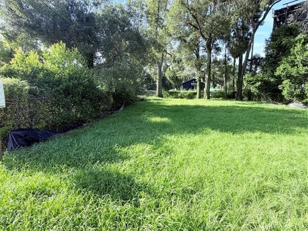 804 E KNOLLWOOD STREET , TAMPA, FL 33604