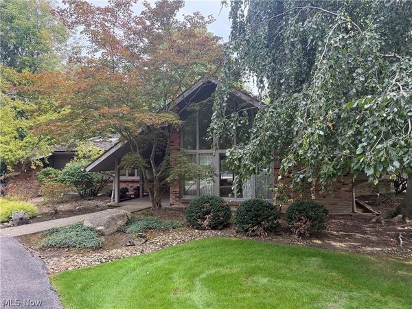31850 Creekside Drive , Pepper Pike, OH 44124