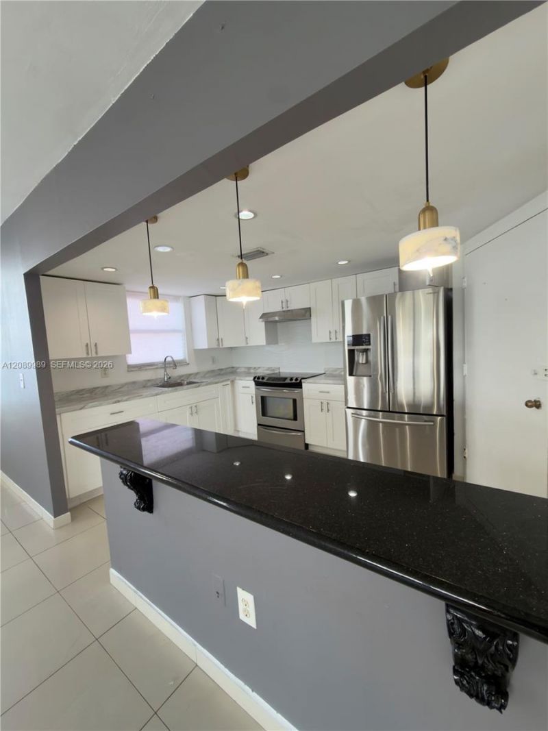 1301 NE Miami Gardens Dr , Unit 605W, Miami, FL 33179 Photo