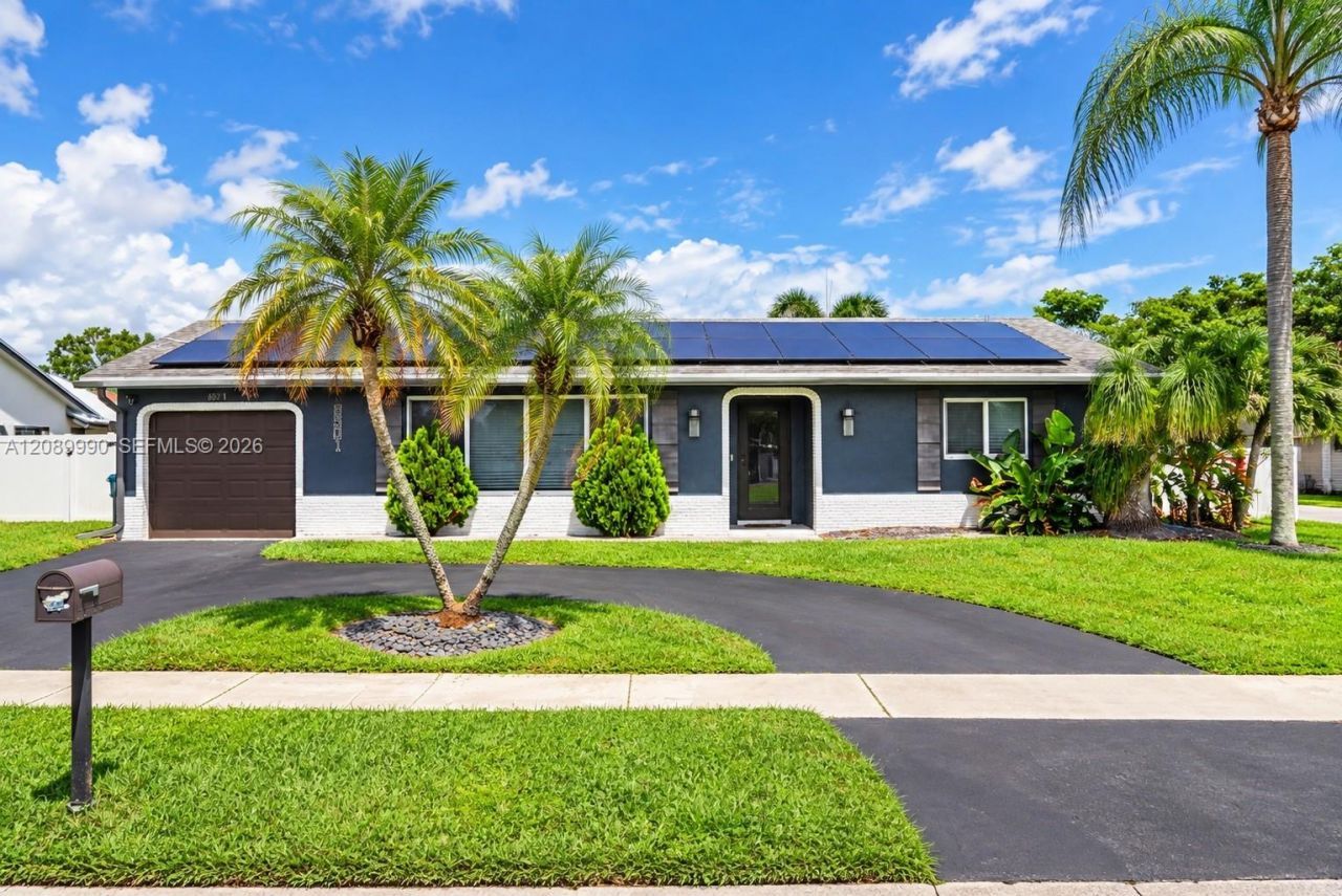 8501 NW 53rd St, Lauderhill, FL 33351 Main Photo