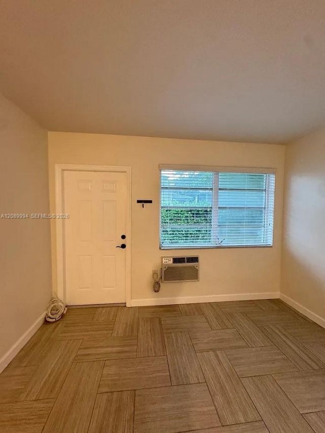 11890 NE 16th Ave, Unit 4, Miami, FL 33161 Photo