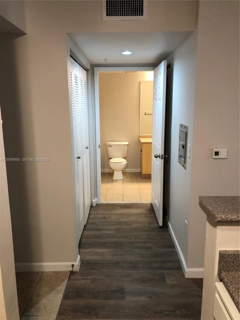 1919 Van Buren St , Unit 215A, Hollywood, FL 33020 Photo