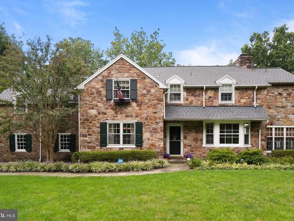 507 MEADOWBROOK CIRCLE, WAYNE, PA 19087