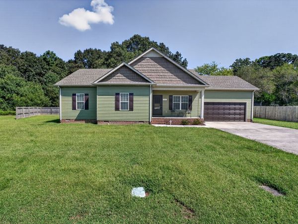 134 Elise Cir , Tullahoma, TN 37388