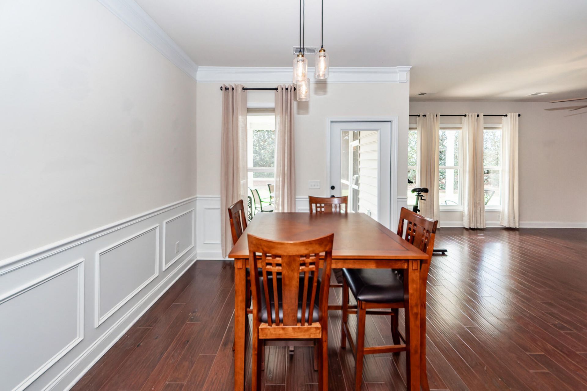 477 Eastern Isle Avenue Photo 12