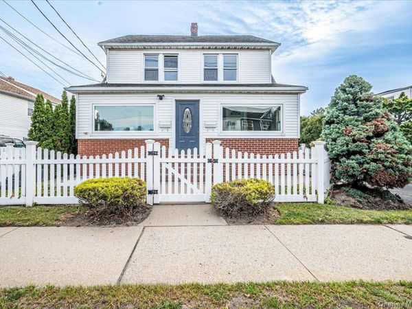 557 Newbridge Road, East Meadow, NY 11554