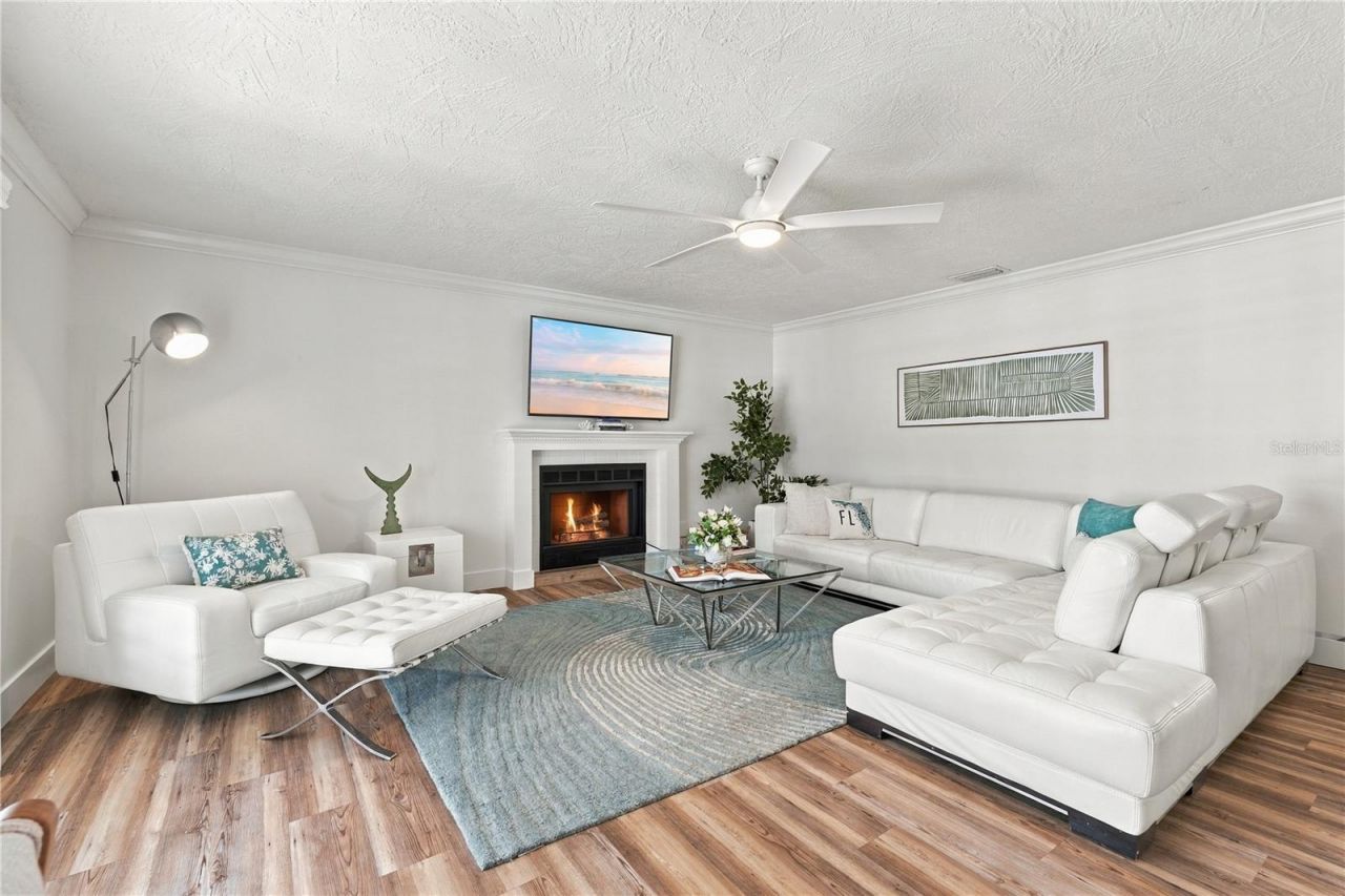 112 6th Street, Belleair Beach, FL 33786 Photo