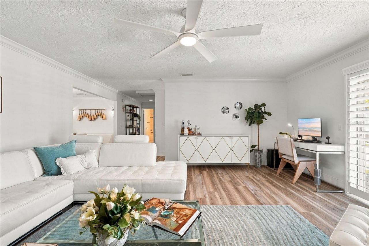 112 6th Street, Belleair Beach, FL 33786 Photo