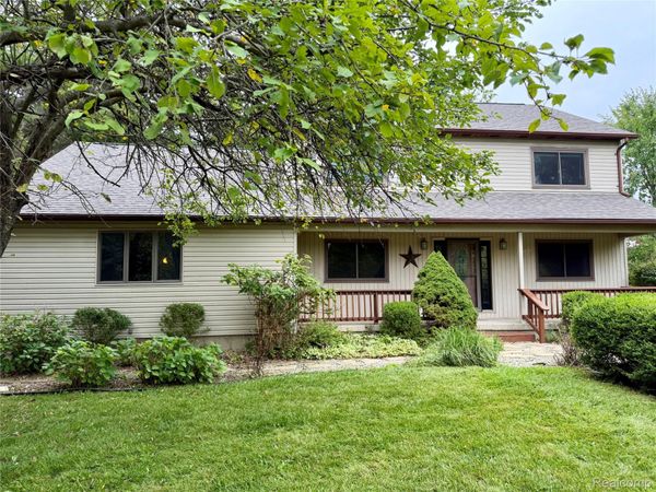 10280 Nimphie Road, Tyrone Township, Mi 48430