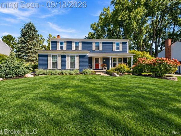 29148 Leesburg Court, Farmington Hills, Mi 48331