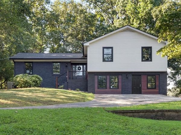 706 Ketchem Drive, Marietta, GA 30066