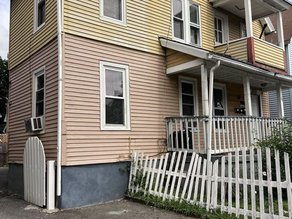 60 Montmorenci St., Springfield, MA 01107
