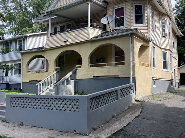 195-197 Massaoit St., Springfield, MA 01107