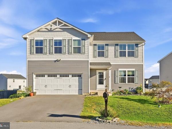 348 CHANDLERS GLEN DRIVE, BUNKER HILL, WV 25413