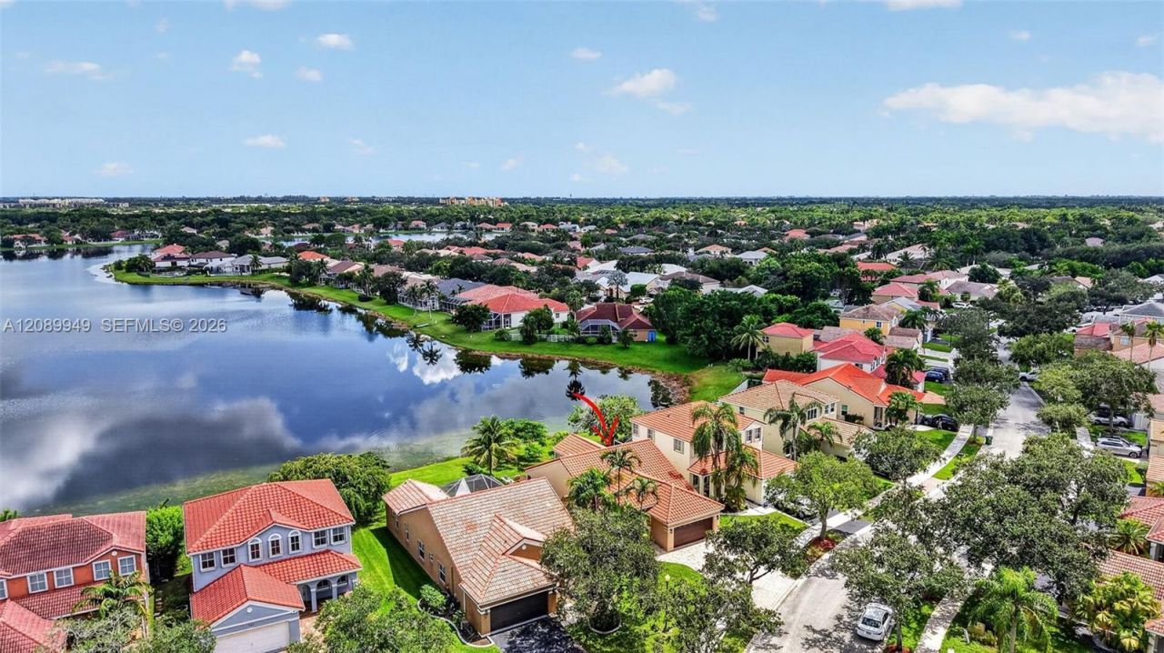 820 Falling Water Rd , Weston, FL 33326 Photo