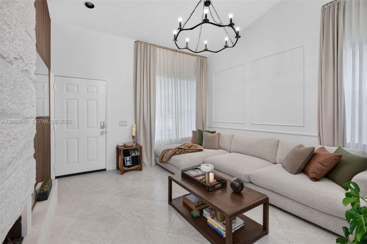 820 Falling Water Rd , Weston, FL 33326 Photo