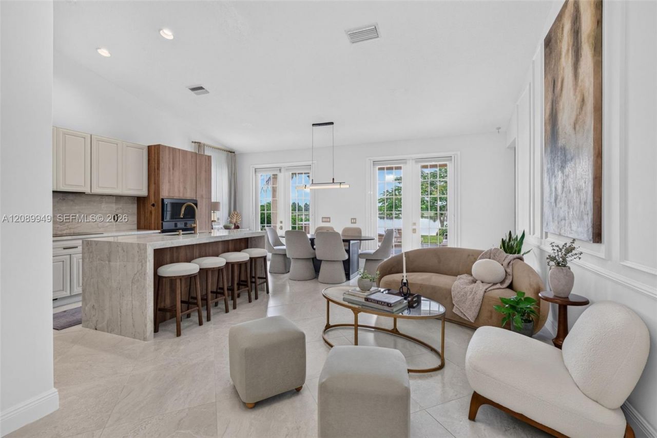 820 Falling Water Rd , Weston, FL 33326 Photo
