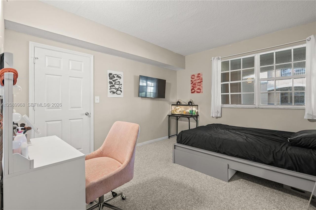 230 SW 117th Ter , Unit 11108, Pembroke Pines, FL 33025 Photo
