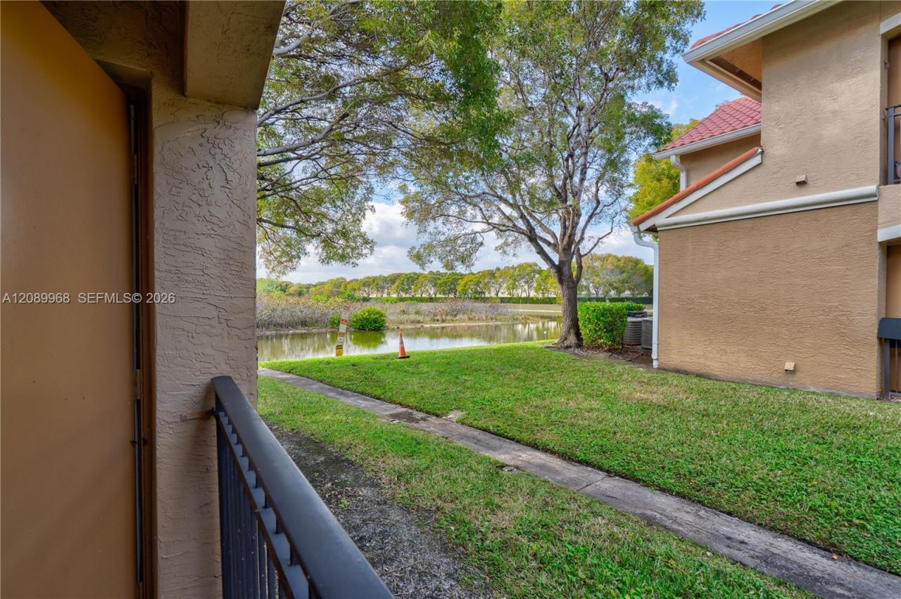 230 SW 117th Ter , Unit 11108, Pembroke Pines, FL 33025 Photo
