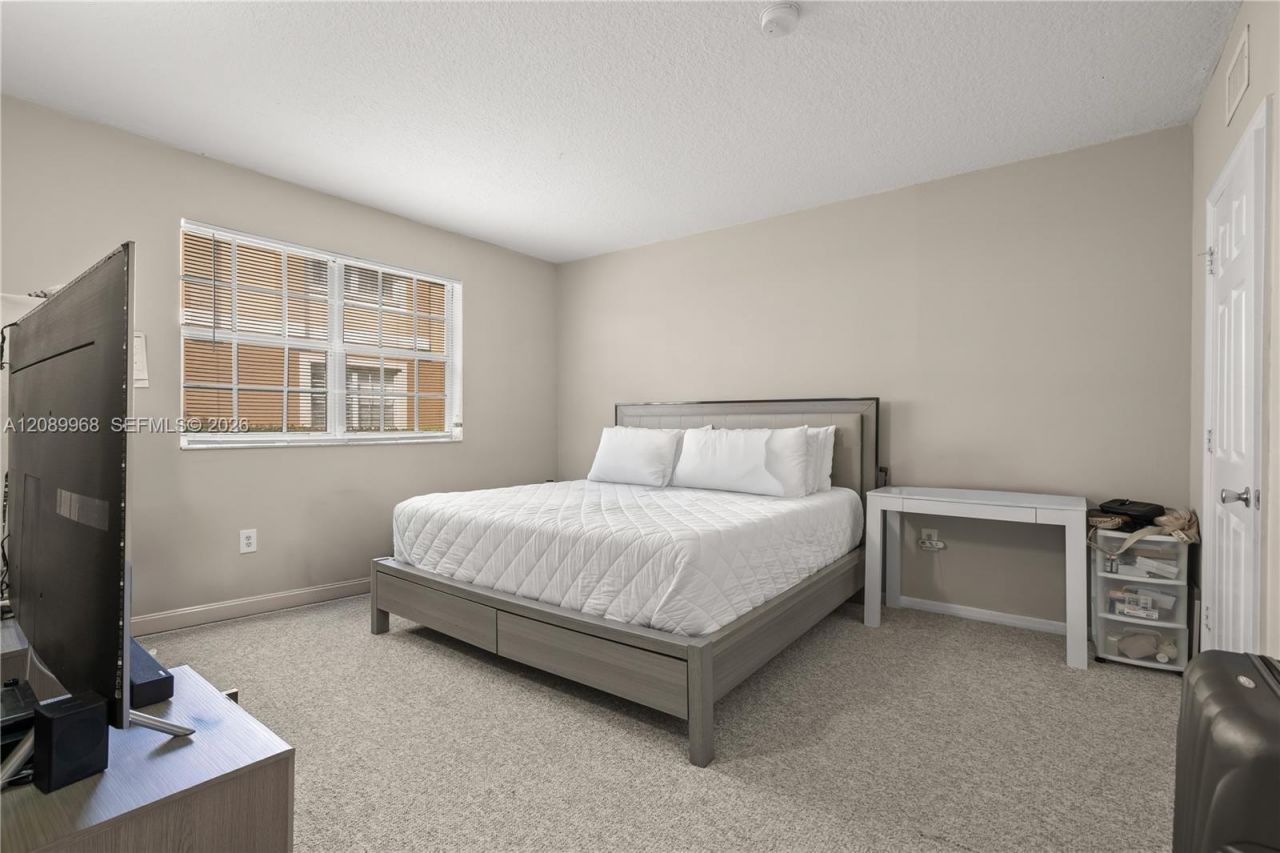 230 SW 117th Ter , Unit 11108, Pembroke Pines, FL 33025 Photo