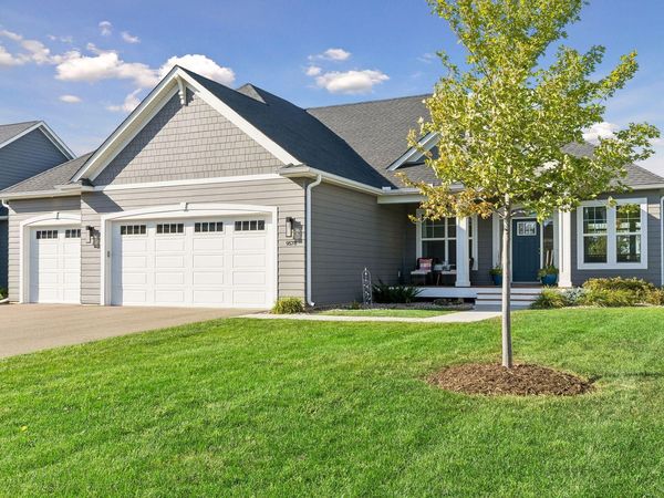 9578 8th Street N, Lake Elmo, MN 55042