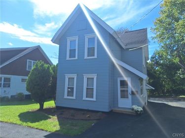 132 Hatch Street , Syracuse, NY 13205