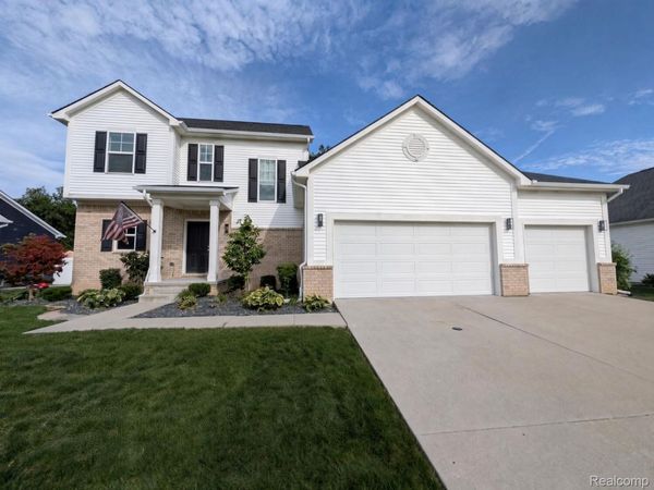 874 Henning Street, Dundee Village, Mi 48131