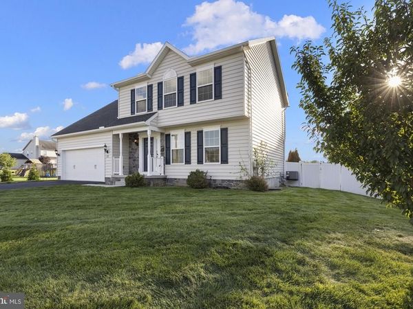 320 FRIENDLY DRIVE, HANOVER, PA 17331