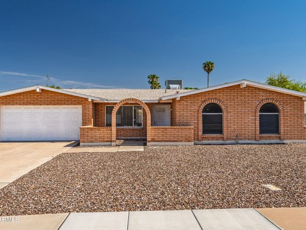 3333 N Carriage Lane, Chandler, AZ 85224