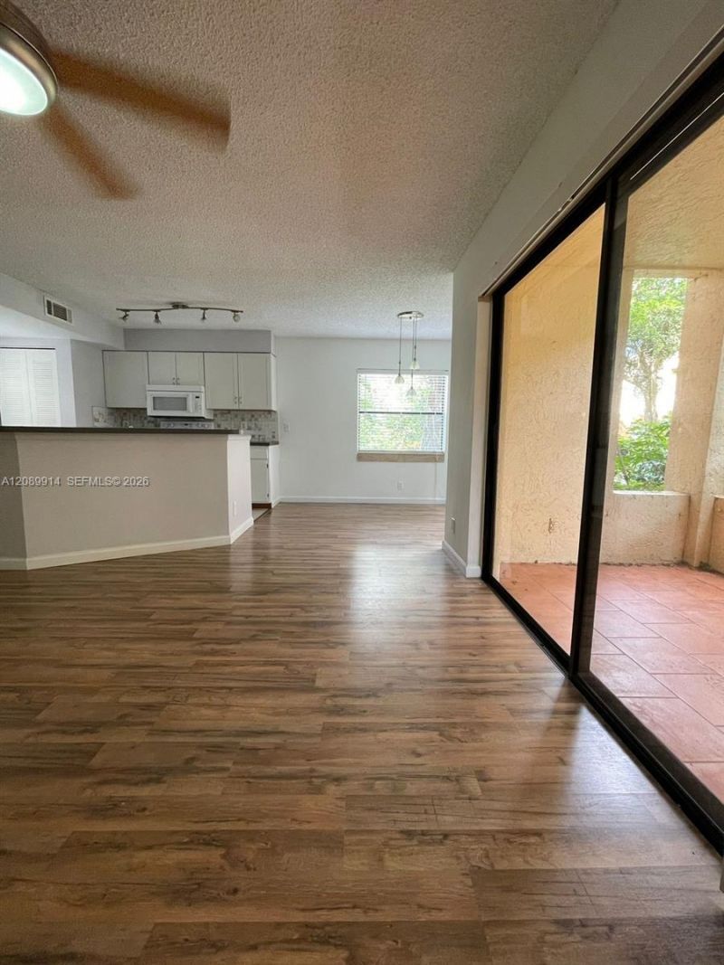 9999 Summerbreeze Dr , Unit 413, Sunrise, FL 33322 Photo