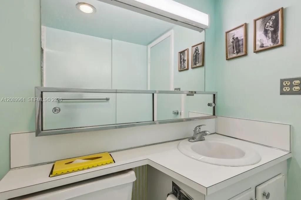 2150 Sans Souci Blvd, Unit C402, North Miami, FL 33181 Photo