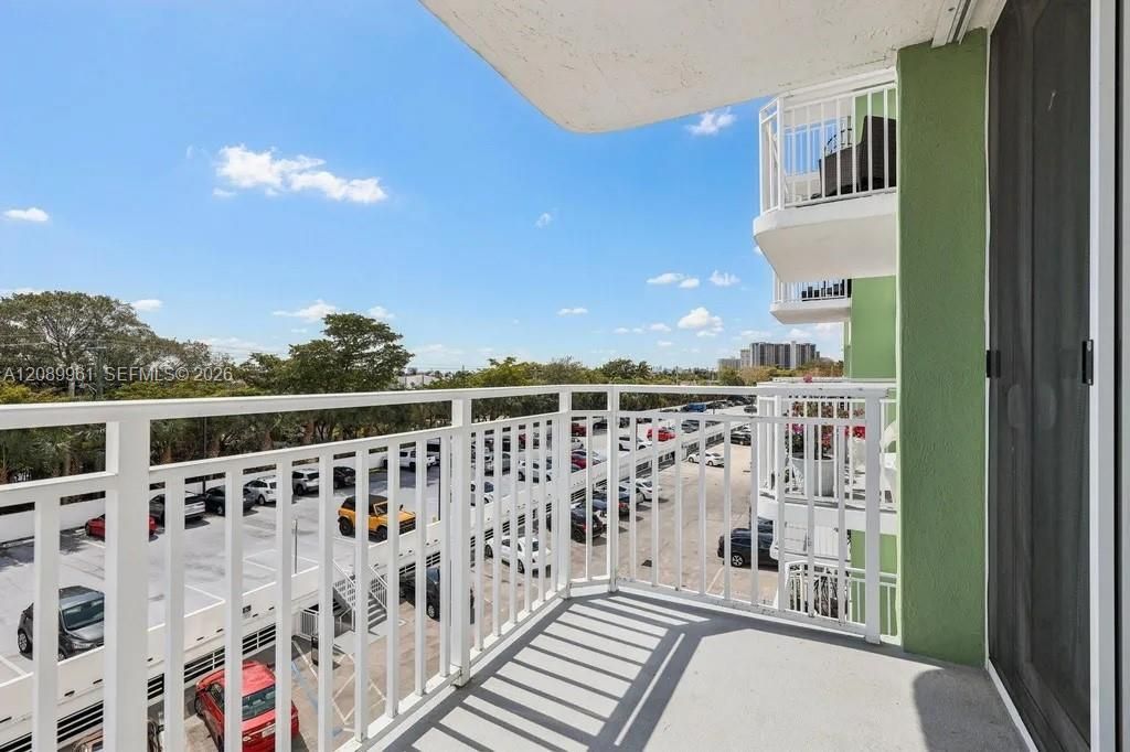 2150 Sans Souci Blvd, Unit C402, North Miami, FL 33181 Photo