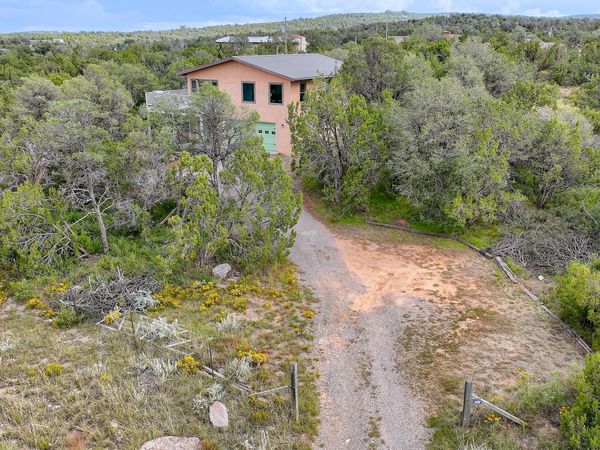 2 Tierra Linda, Edgewood, NM 87015
