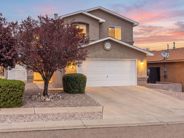 9105 Rialto Avenue SW, Albuquerque, NM 87121