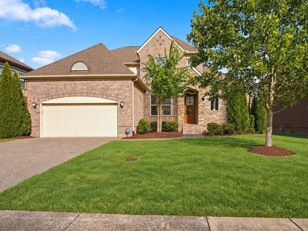 241 Sydney Dr , Goodlettsville, TN 37072