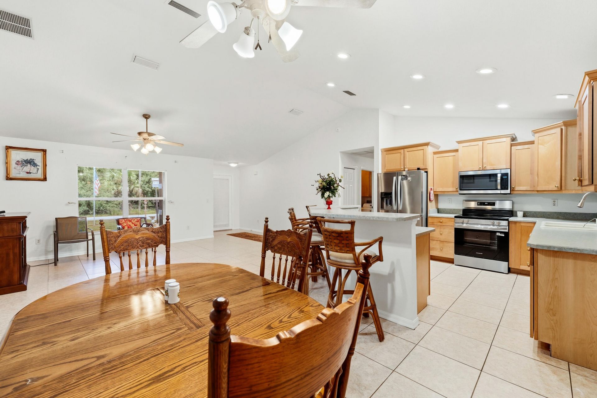 3613 Oakview Drive, Sebring, FL 33876 Photo