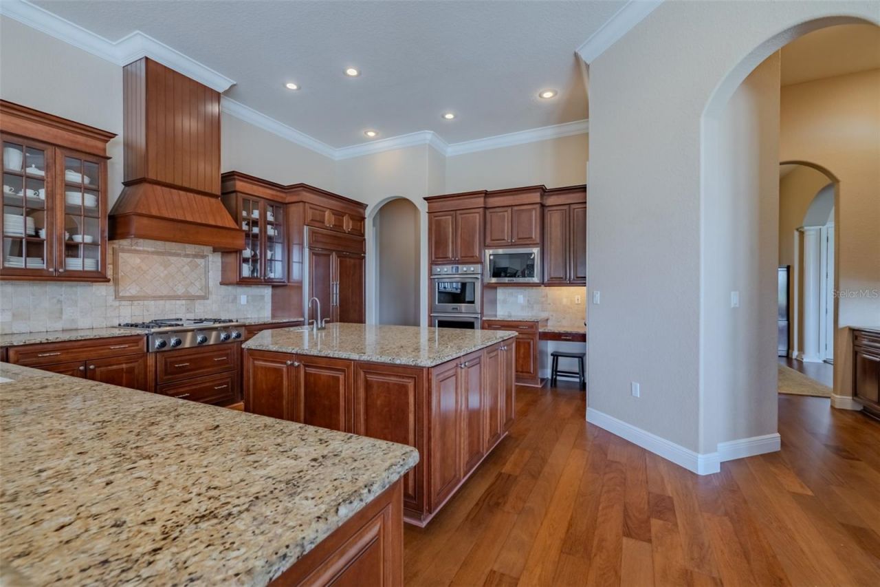 10501 Broadland Pass, Thonotosassa, FL 33592 Photo