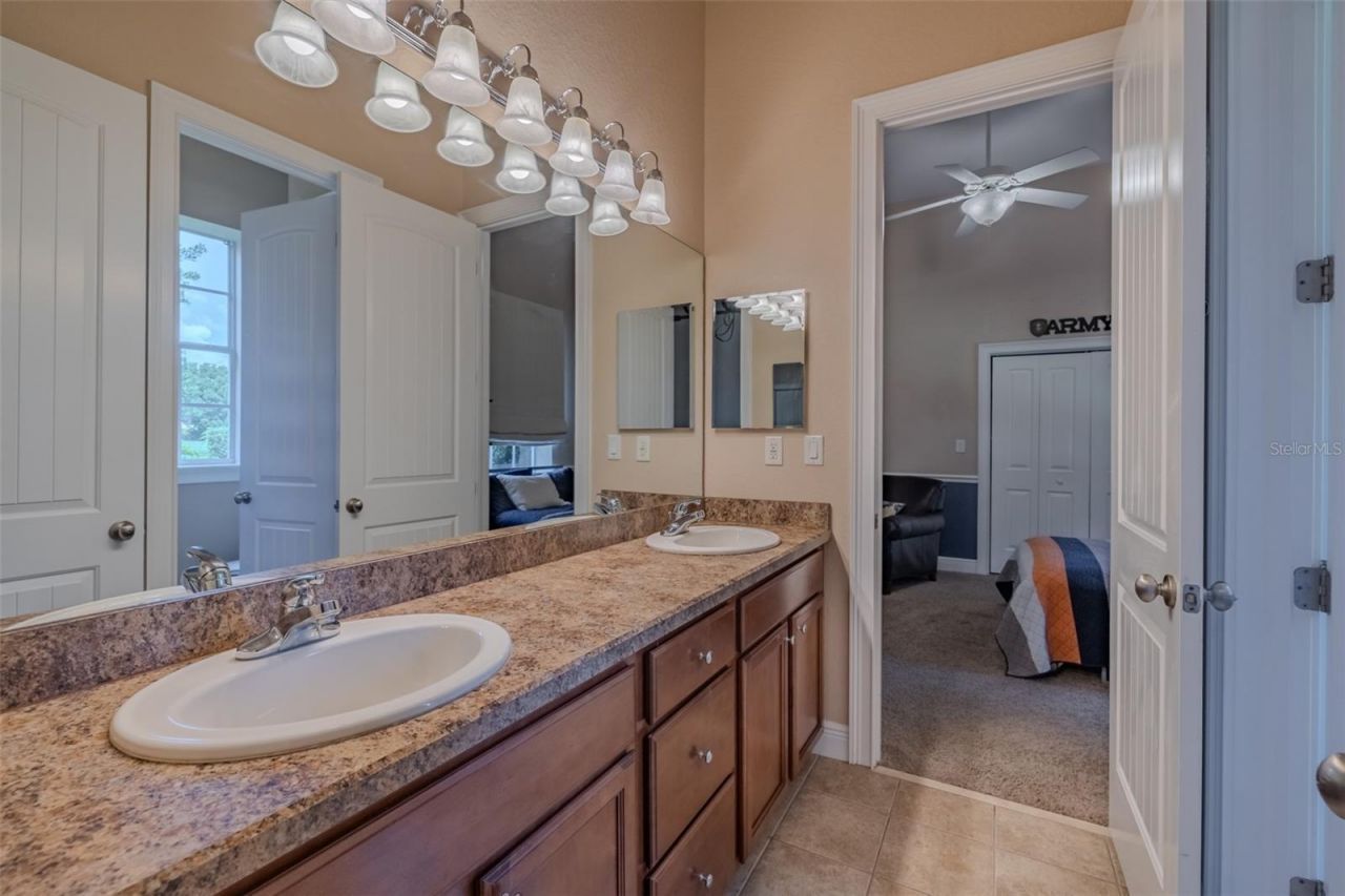 10501 Broadland Pass, Thonotosassa, FL 33592 Photo