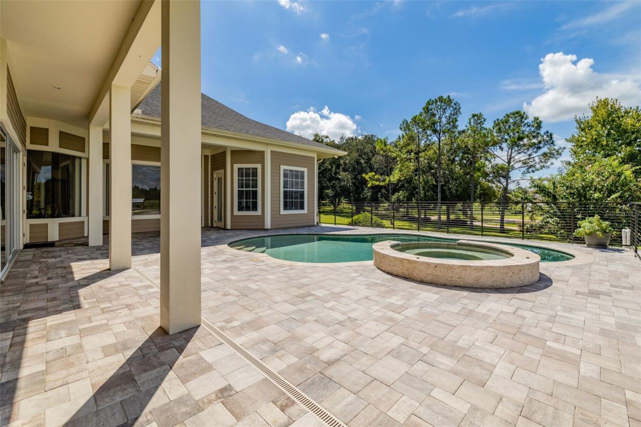 10501 Broadland Pass, Thonotosassa, FL 33592 Photo