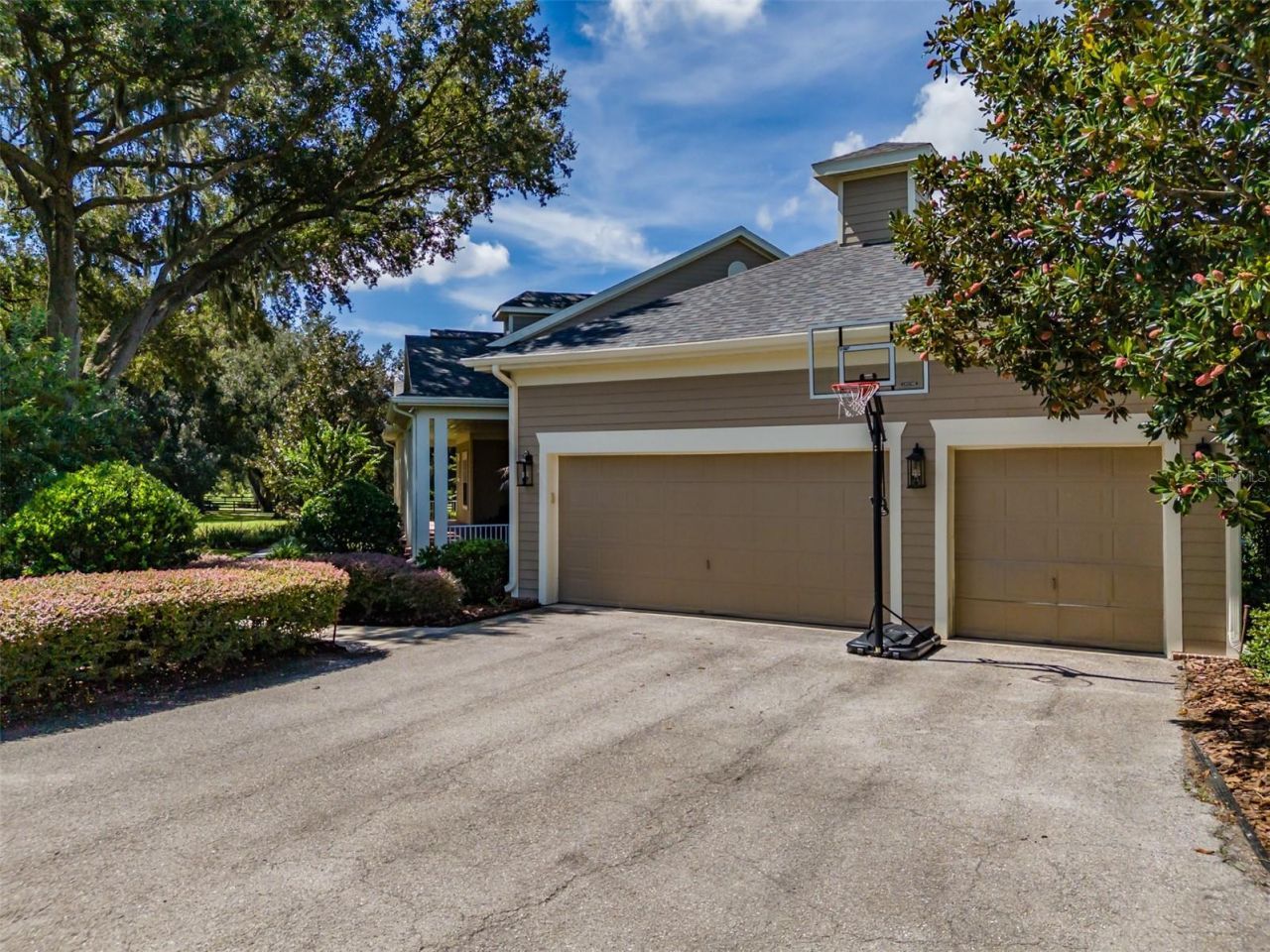 10501 Broadland Pass, Thonotosassa, FL 33592 Photo